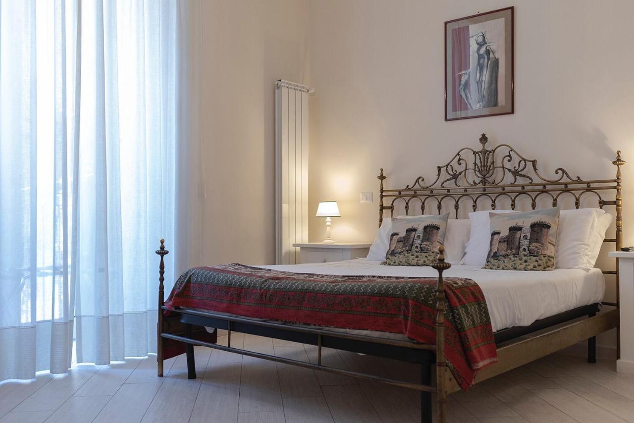 Domus Borbonica Bed and Breakfast Neapel Exteriör bild