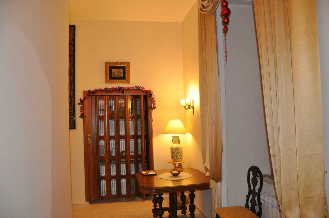 Domus Borbonica Bed and Breakfast Neapel Exteriör bild